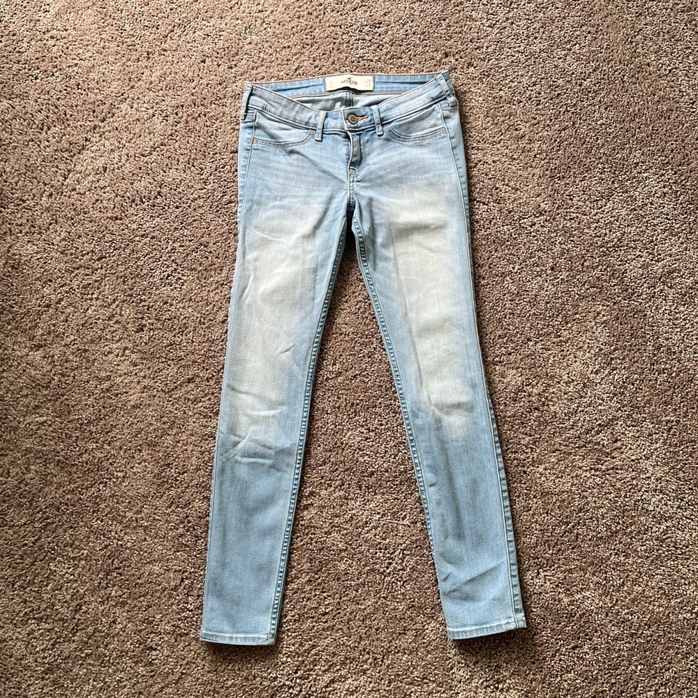 Hollister jeans size 1s
